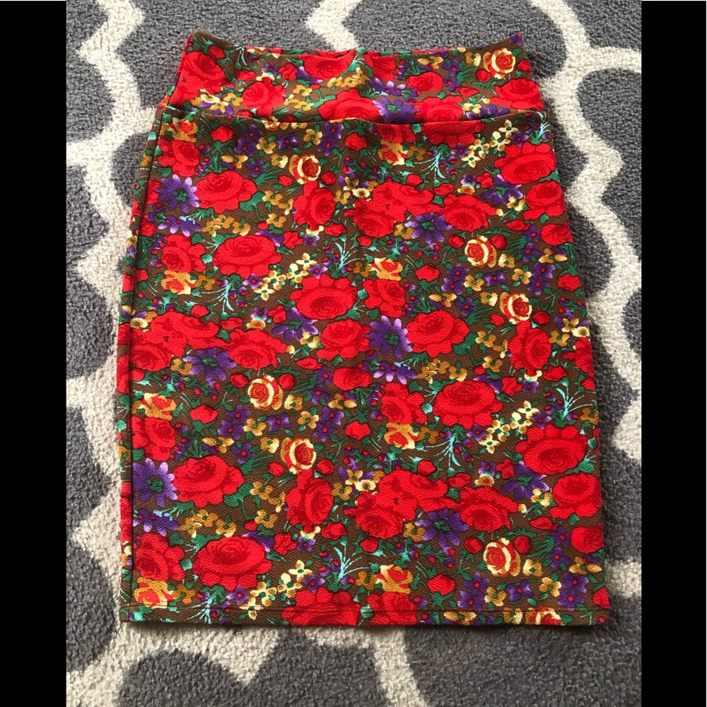 LuLaRoe Cassie skirt